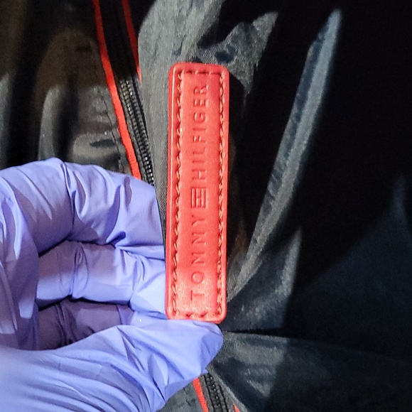 Tommy Hilfiger Purse - Picture 9 of 14